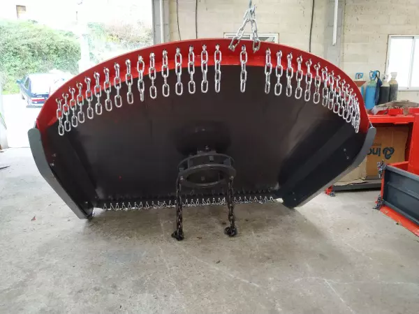 DESBROZADORA REFORZADA TJM 1,80M. PARA TRACTOR