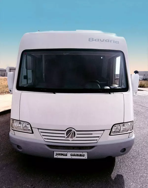 Autocaravana Integral Bavaria I68 – 4 plazas - 2006