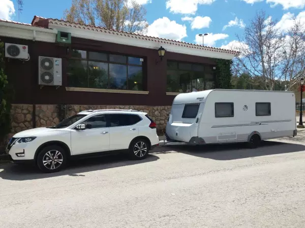Caravana Knaus Sport 500 FDK ,full equip.