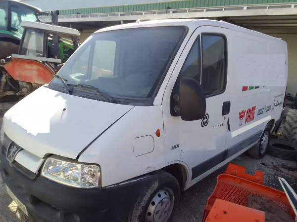 PEUGEOT BOXER 2.2 HDI 100 CV FURGON.