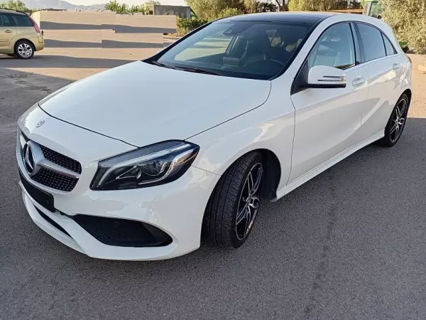 MERCEDES A200 CDI AMG.  – Matriculado en 2.018. – Kilómetros