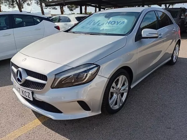 MERCEDES A200 D