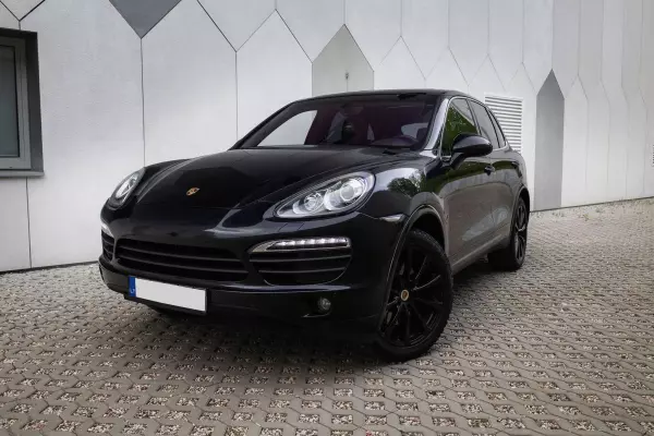 Se vende Porsche Cayenne 4.8 V8 400cv Full Equip