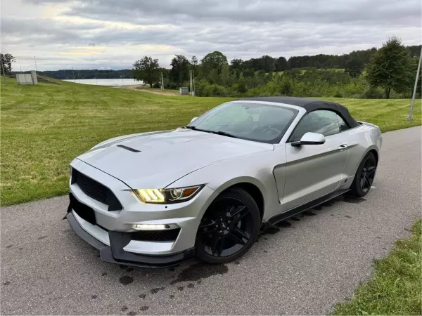 En venta Ford Mustang Cabrio 3.7 V6 306 Cabrio Roush Edition