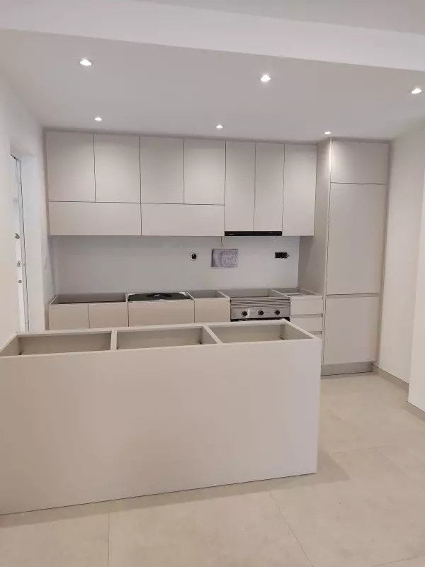mobiliario de cocina a medida , vestidores , armarios