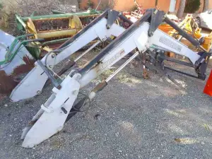 PALA PARA TRACTOR EL LEON MOD 340.