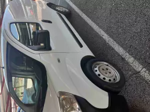 Urge Citroen Nemo 2013
