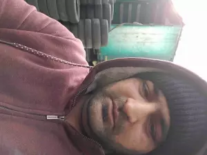 trajo llantas de auto