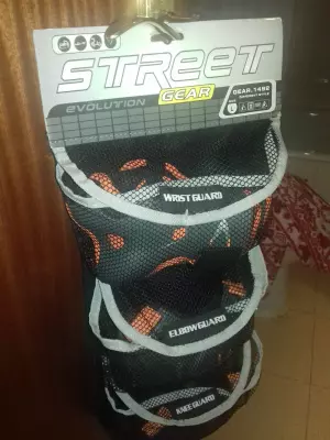Se vende  coderas y rodilleras