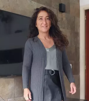 Mujer Española se ofrece para limpiar