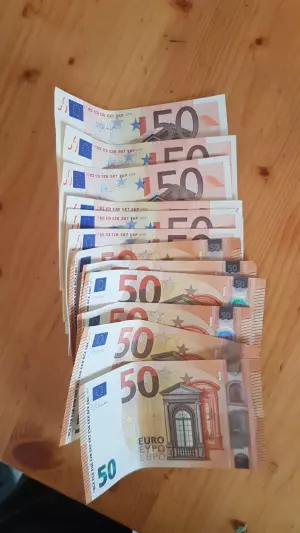Hola, soy una persona que ofrece préstamos internacionales.