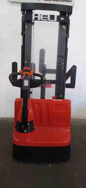Apilador eléctrico HELI CDD12J LI ZM300 - COMO NUEVO