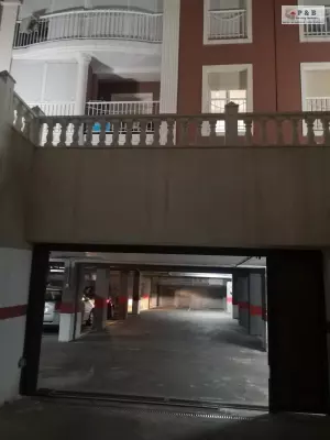 Plaza de garaje en la Mata