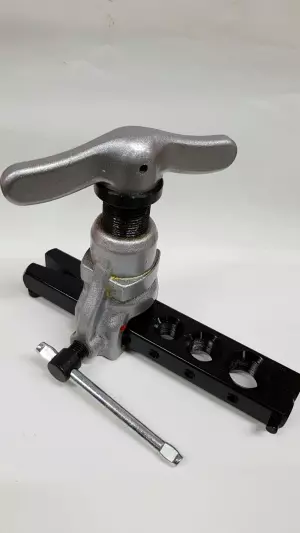 ABOCARDADOR EXCÉNTRICO 1/4-3/4