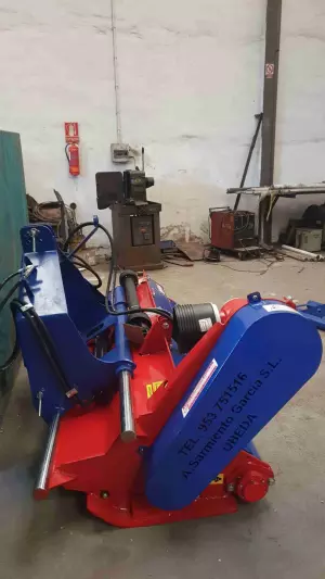Desbrozadora de martillos para tractor SARMIENTO