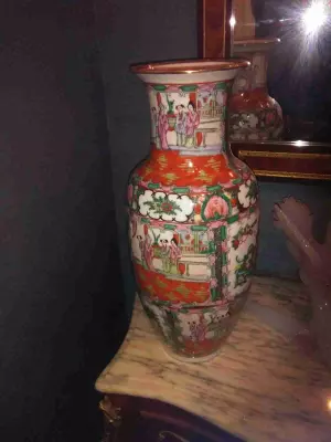 Jarrón de porcelana