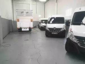 Alquiler de furgonetas sin conductor