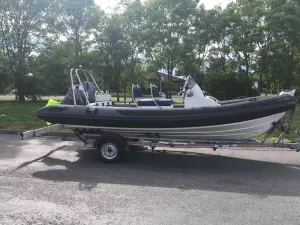 Ribeye A600 con Motor Yamaha F100 EFI – Excelente Estado, Bajo Uso