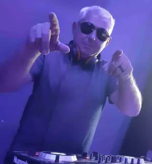 Dj para eventos privados, dj para pubs y discotecas