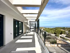 ATICO DE 3 HABITACIONES 2 BAÑOS EN ORIHUELA COSTA ( CAMPOAMOR ) ALICANTE