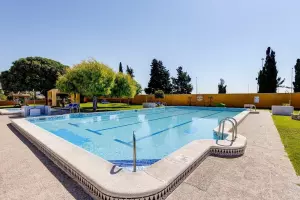 Bungalow en Torrevieja, zona Doña Inés - Oportunidad a Reformar
