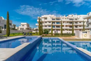 APARTAMENTO EN ORIHUELA COSTA (ALICANTE) DE 2 DORM. 2 BAÑOS. GARAJE+TRASTERO. PISCINA.