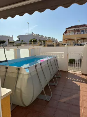 PRECIOSO ADOSADO DE 3 HABITACIONES 2 BAÑOS EN ORIHUELA COSTA (LA ZENIA)