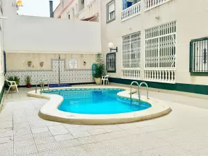 APARTAMENTO DE 2 HABITACIONES 1 BAÑO EN TORREVIEJA ( PLAYA LOS LOCOS) ALICANTE