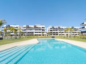 APARTAMENTOS DE 2 HABITACIONES 2 BAÑOS, PISCINA COMUNITARIA EN ORIHUELA COSTA  (ALICANTE)