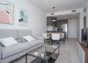 FANTASTICO APARTAMENTO DE 2 HABITACIONES2 BAÑOS, GARAJE, PISCINA, EN TORREBLANCA ( TORREVIEJA)