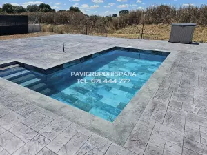 Hormigón Impreso para Piscinas: Diseño y Resistencia