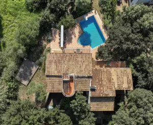 Country house opportunity with rental license
