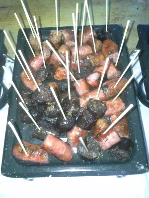Parrilladas de carne, marisco y verduras para bodas – Catering con más de 25 años de experiencia