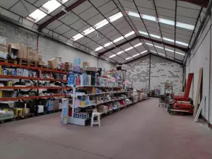 Se alquila Nave Industrial 550m2 totalmente acondicionada