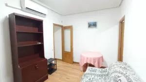 Vendo un apartamento en la Avd. Albufera