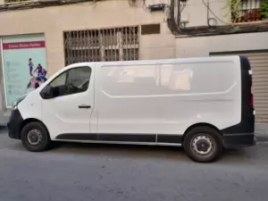 Se realizan portes, pequeñas mudanzas y transportes.