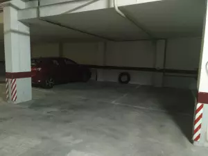 garage plaza grande para coche en Madrid Retiro, Plaza Doctor Laguna
