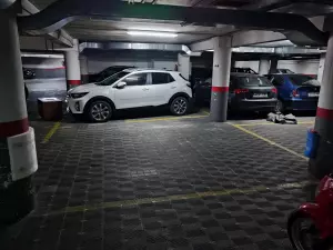 garage para 2 coches en Madrid Retiro calle Alcalde Sáinz de Baranda