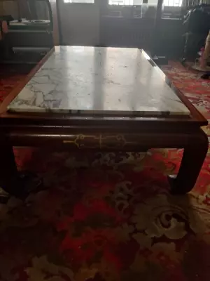 MESA DE CENTRO MADERA Y MARMOL