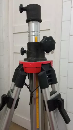 Trípode profesional para topografía