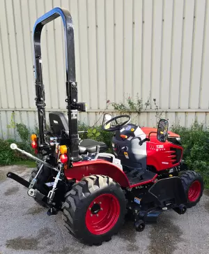 TYM T255 – Tractor Cortacésped Subcompacto
