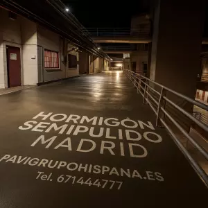 Hormigón Semipulido Madrid – Pavimentos resistentes y elegantes