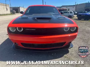 DODGE CHALLENGER 6.4 V8