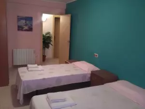ALQUILAMOS PISOS PARA EMPRESAS,(ALCAÑIZ)