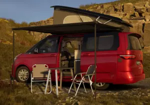 VOLKSWAGEN T7 CALIFORNIA COAST 2.0 TDI 150 CV DSG (2025)