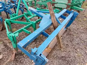 CUCHILLA PARA HIERBA DE 1.90 M. CON LANZA.
