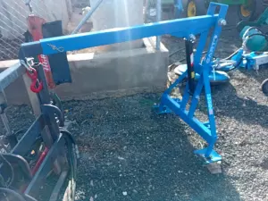 PLUMA O GRUA PARA TRACTOR NUEVA.