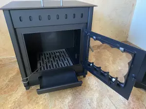 2-C ESTUFA GRANDE CON HORNO ARRIBA Y PUERTA LATERAL