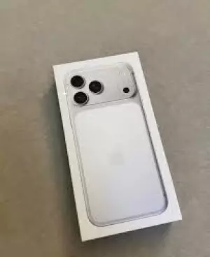 F/S iPhone 17 Pro Max