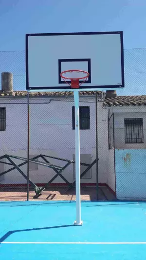 JUEGO CANASTAS BALONCESTO MONOTUBO NEW TUBO 114 MM FIJAS  -SIN TABLERO, ARO- CON BASE DE ANCLAJE